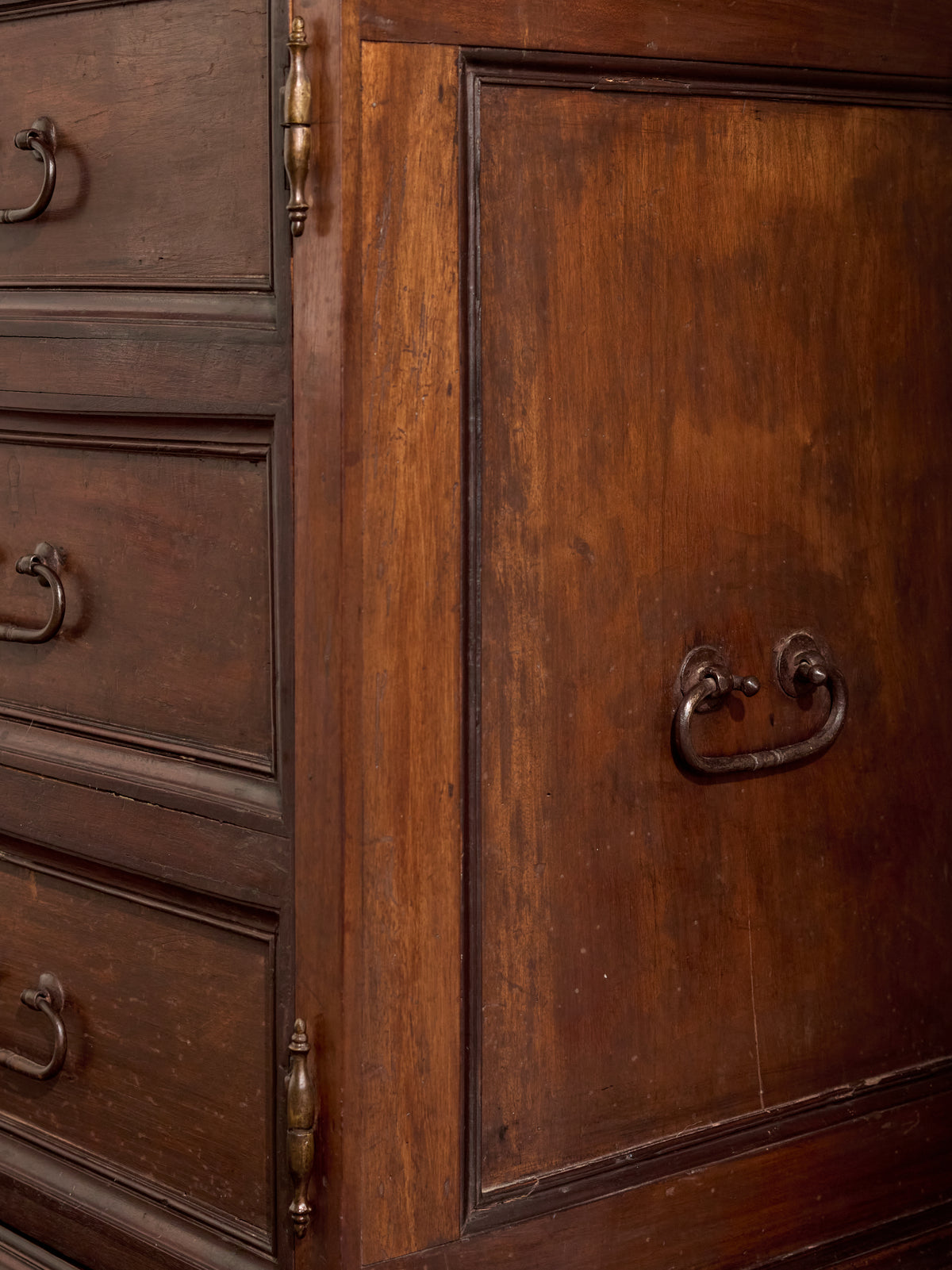 18th Century Italian Walnut Commode