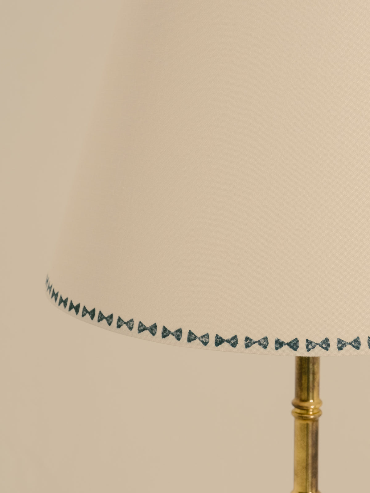 Bow Triangle Lampshade