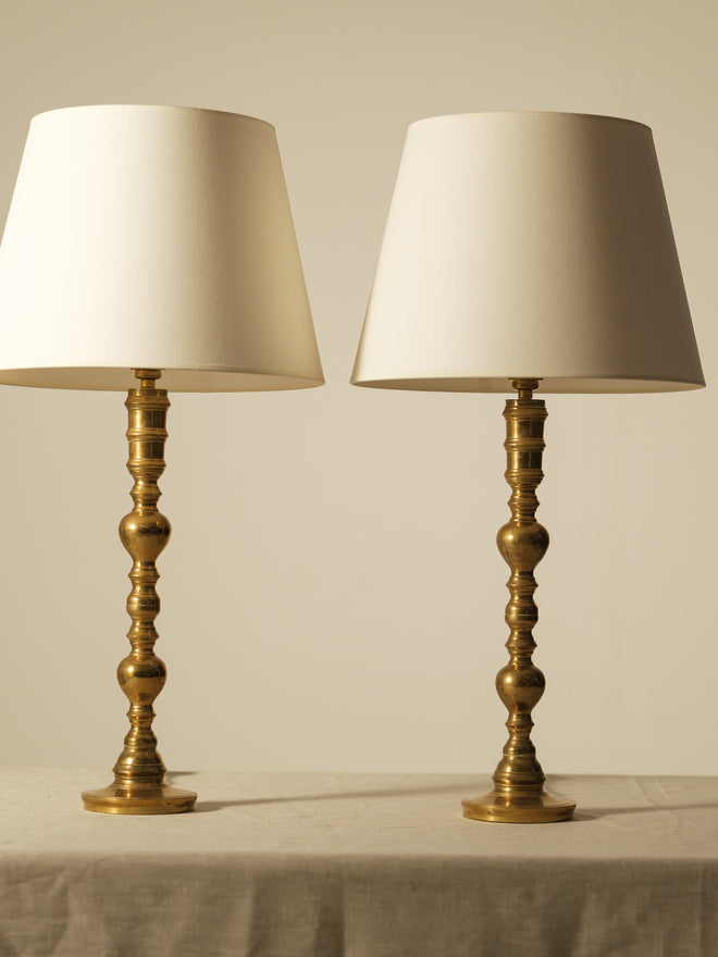 Pair of bobbin brass lamps