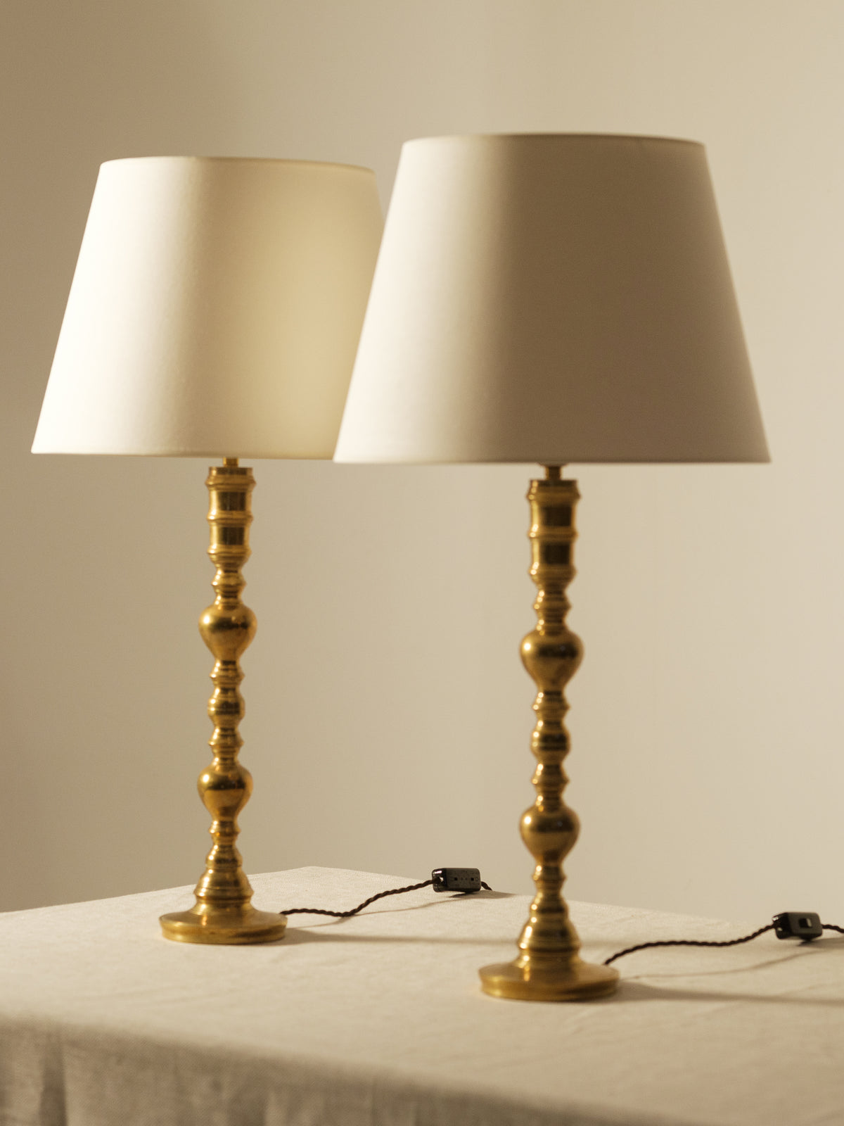 Pair of bobbin brass lamps