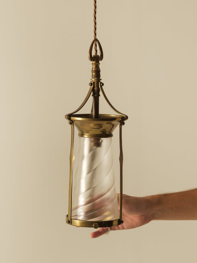Hourglass Arts & Crafts Lantern