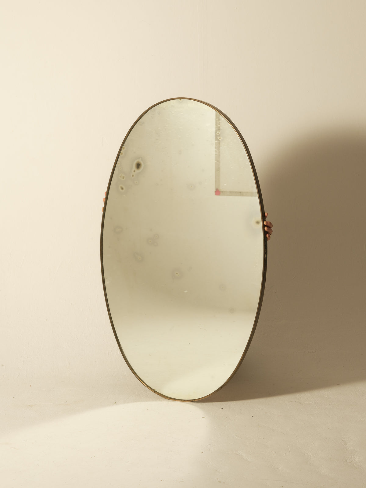 Oval mirror