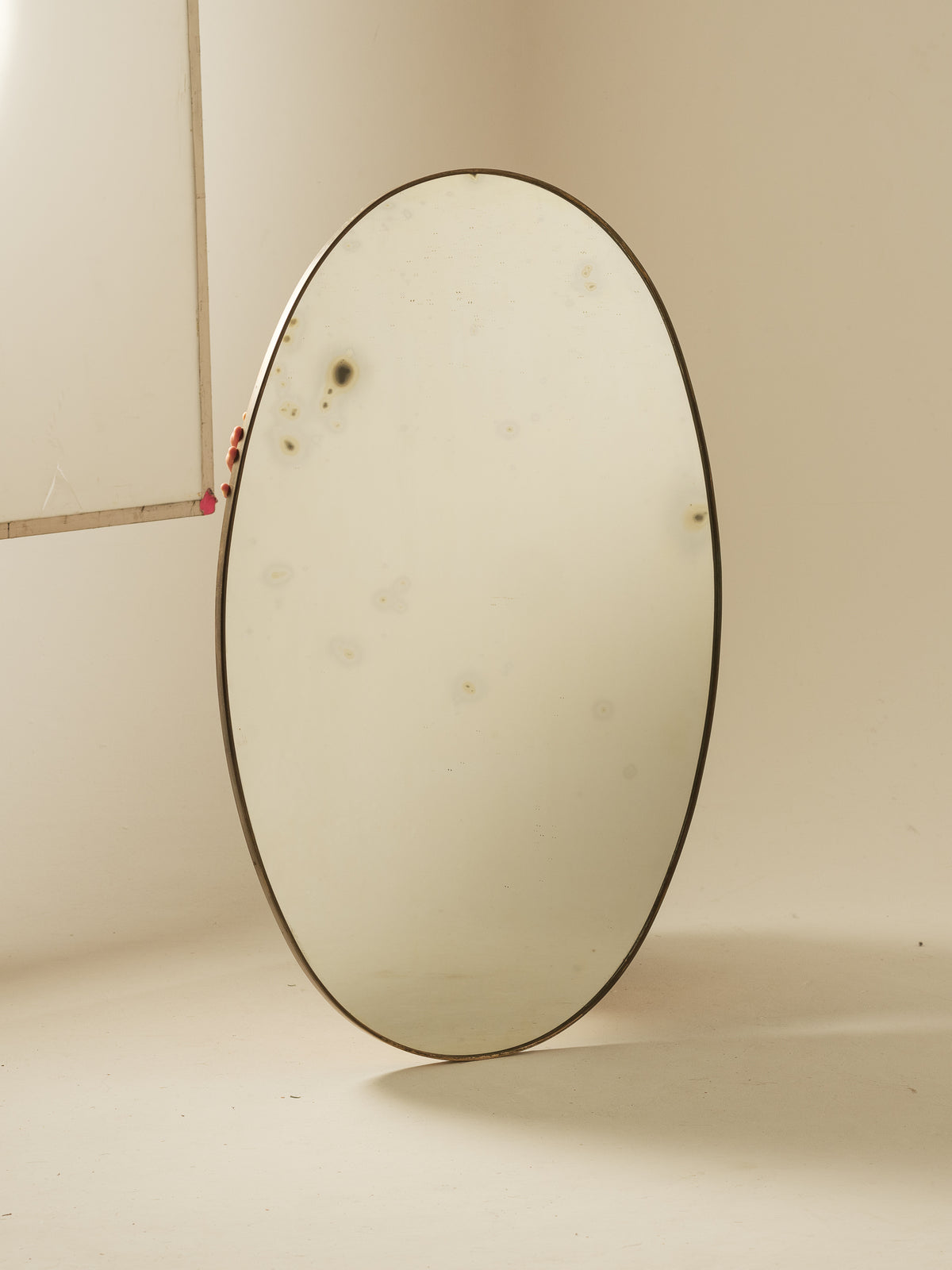 Oval mirror